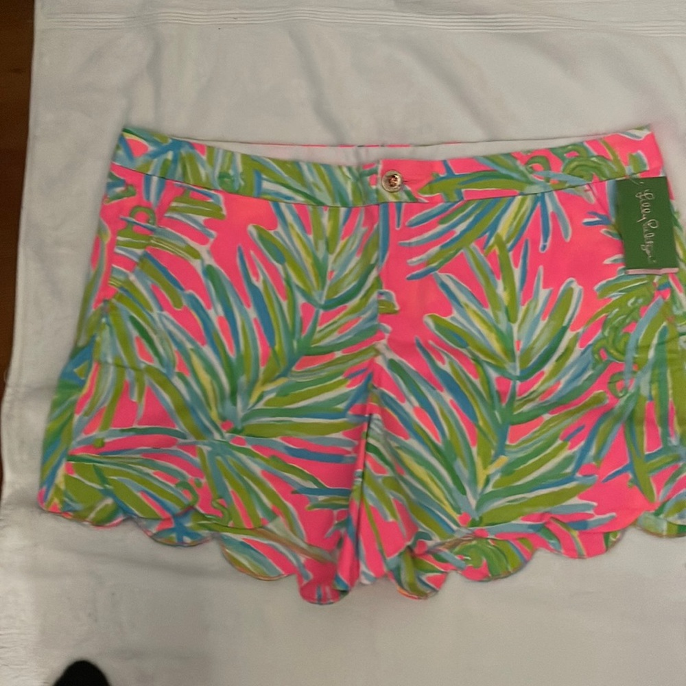 Lilly Pulitzer buttercup shorts size 16